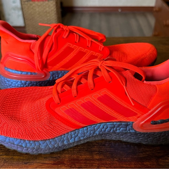 Adidas UltraBoost 4.0 ISS Series Solar Red - Picture 2 of 6